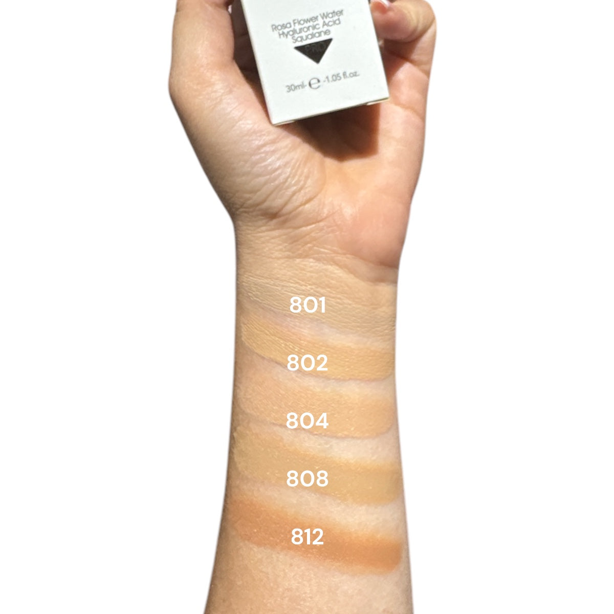 BASE OG* NUDE ILLUSION X 30 ml FS5566 TONO 808 CLASSIC BEIGE IL021