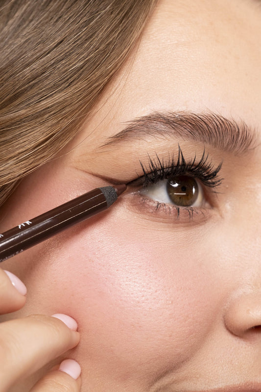 LAPIZ DE OJOS GIRLY CAFE