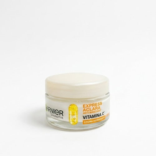 EXPRESS ACLARA GARNIER CREMA VITAMINA C X 50 ML